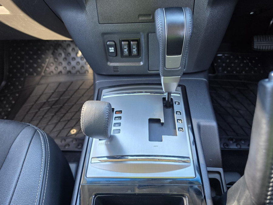 2021 MY22 Mitsubishi Pajero NX GLS SUV Image 19