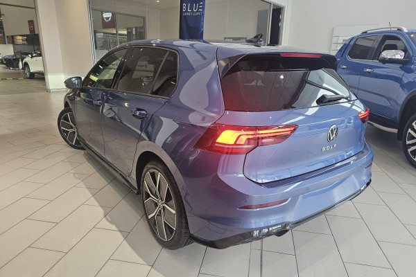2025 Volkswagen Golf 8.5 110TSI R-Line Hatch Image 5