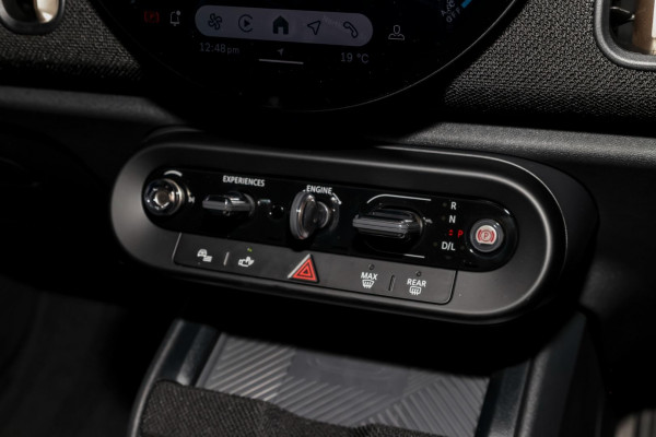 2025 MINI Countryman U25 C Favoured SUV image 11