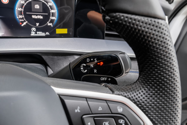 2025 MY26 Volkswagen Tayron R4 195TSI R-Line SUV Image 18