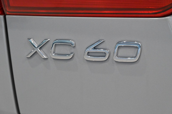 2026 Volvo XC60 UZ Plus B5 Bright SUV Image 9