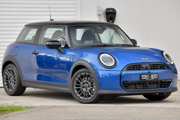 MINI Cooper C Classic F66