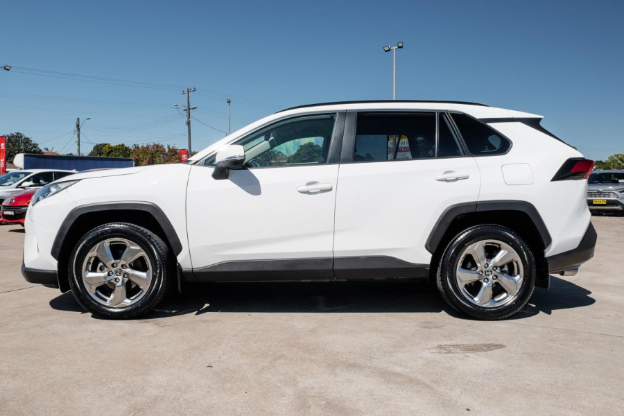 2021 Toyota RAV4 MXAA52R GXL SUV Image 3