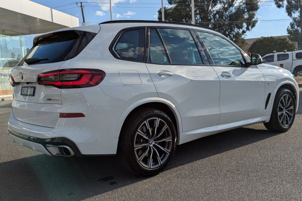 2023 BMW X5 xDrive30d SUV