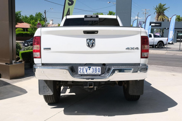 2017 Ram 2500  Laramie Ute Image 4