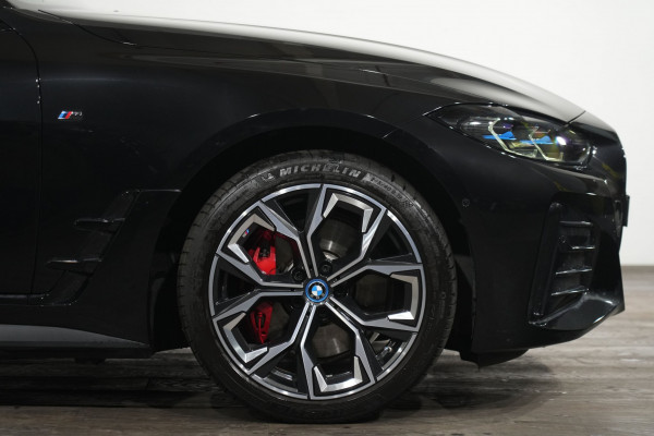 2023 BMW i4 eDrive40 M Sport Coupe Image 5