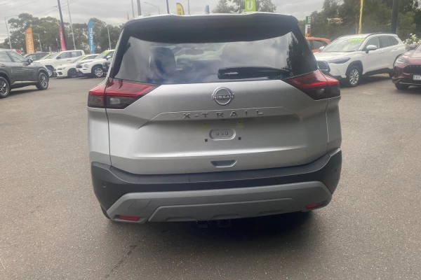 2025 Nissan X-Trail T33 ST-L SUV Image 6