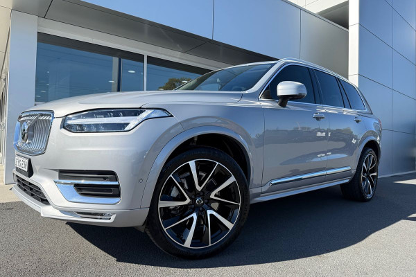 2023 Volvo XC90 Ultimate B6 Bright Wagon