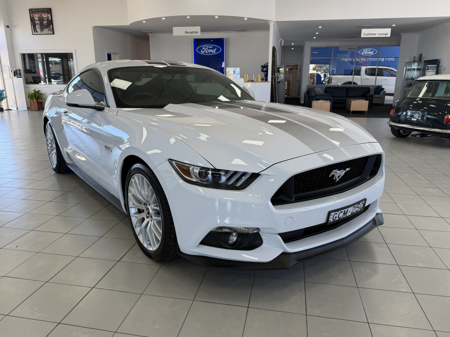2017 Ford Mustang FM GT Coupe Image 1
