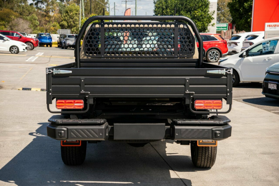 2025 MY26 Kia Tasman TK SX Cab Chassis Image 3