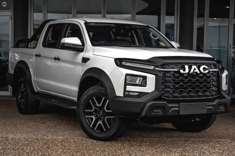 2026 JAC T9  Oasis Ute Image 1
