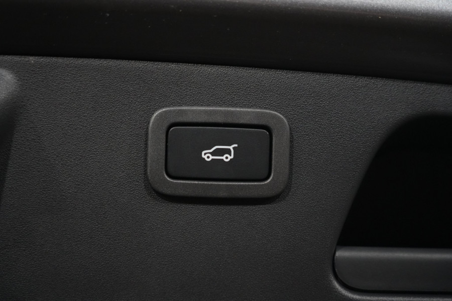 2021 Jaguar E-PACE P250 R-Dynamic S SUV Image 34