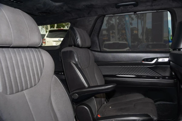 2024 Hyundai Palisade LX2.V4 Calligraphy Black Ink SUV Image 9