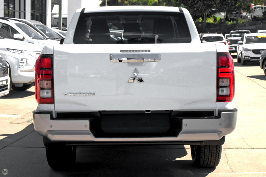 2025 Mitsubishi Triton MV GLS Ute Image 2