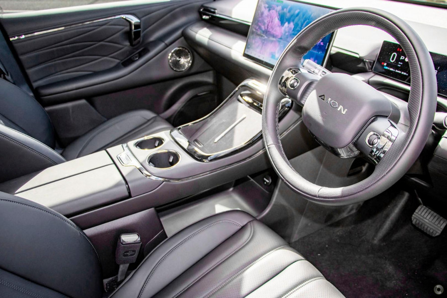 2026 GAC AION V  Premium SUV Image 9
