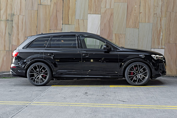 2026 Audi SQ7 4M TFSI SUV image 3