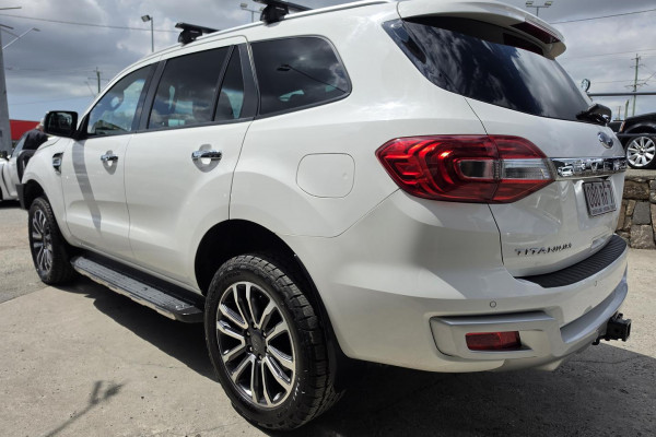 2019 Ford Everest UAII Titanium SUV Image 9
