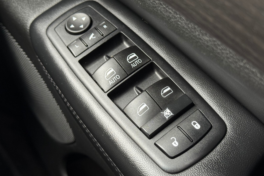 2015 Jeep Grand Cherokee WK Laredo SUV Image 7