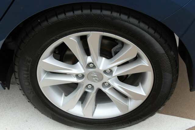 2014 [SOLD]    Mobile Image 15