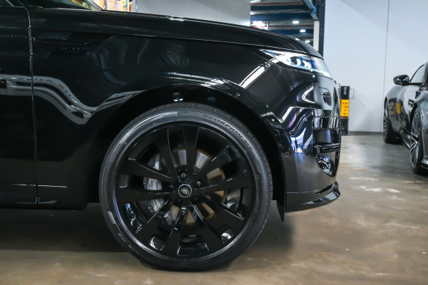 2025 Land Rover Range Rover Sport L461 D350 Dynamic HSE SUV image 25