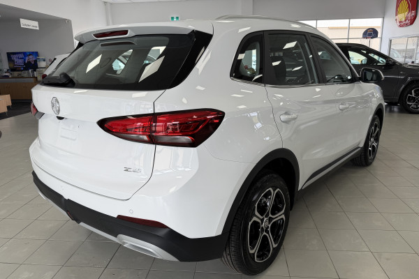 2026 MY26.5 MG ZS ZS32 Excite Hybrid+ SUV Image 7