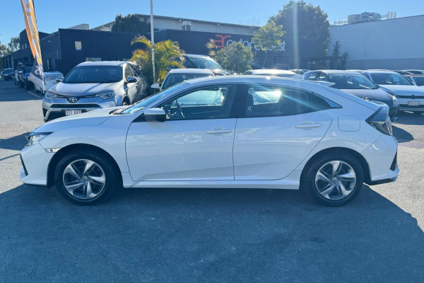 2019 Honda Civic 10th Gen VTi Sedan Image 11
