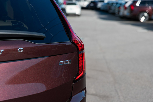 2026 Volvo XC90 L Series Ultra B5 Dark SUV Image 25