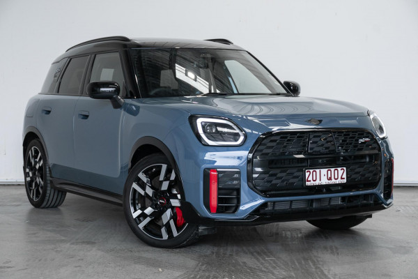 MINI Countryman JCW Favoured U25