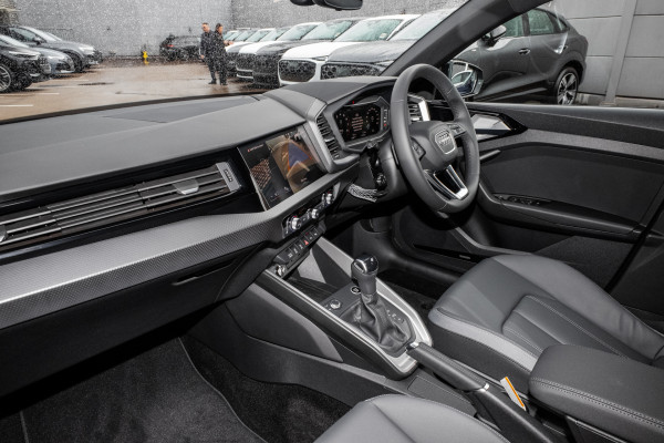 2025 Audi A1 GB 40 TFSI S line Hatch