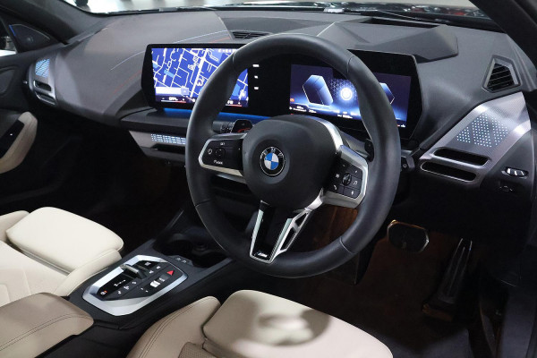 2025 BMW 1 Series F70 120 M Sport Hatch image 15