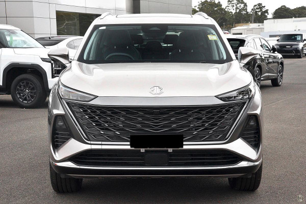 2025 MG QS IS31 Essence SUV Image 2