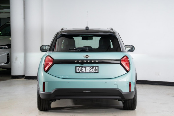 2025 MINI Cooper F65 C Favoured Hatch image 3