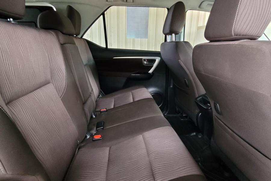 2018 Toyota Fortuner GUN156R GXL SUV Image 15