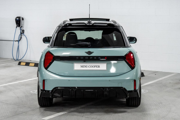 2025 MINI Cooper F65 S JCW Sport Hatch image 5