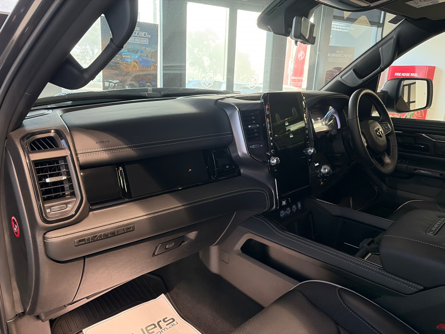 2025 Ram 1500 DT Limited RamBox Ute Image 11