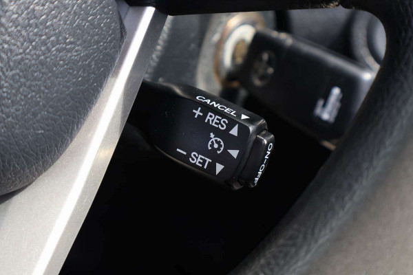 2018 Toyota HiLux TGN WorkMate Single Cab Chassis Image 17