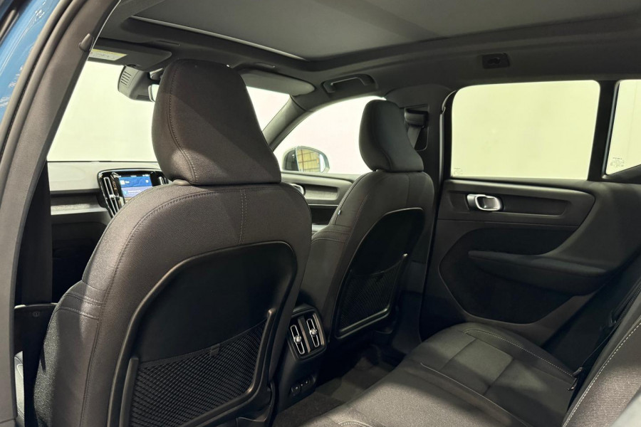 2022 MY23 Volvo XC40 XZ Recharge Pure Electric SUV Image 18