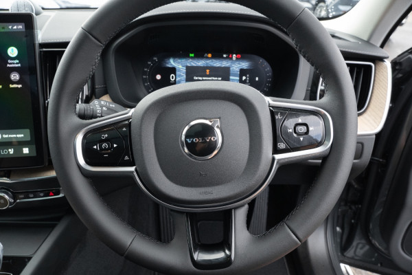 2026 Volvo XC60 UZ Ultra B5 Dark SUV image 23
