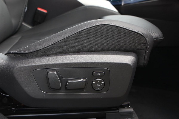 2026 BMW X3 G45 20 xDrive SUV image 10