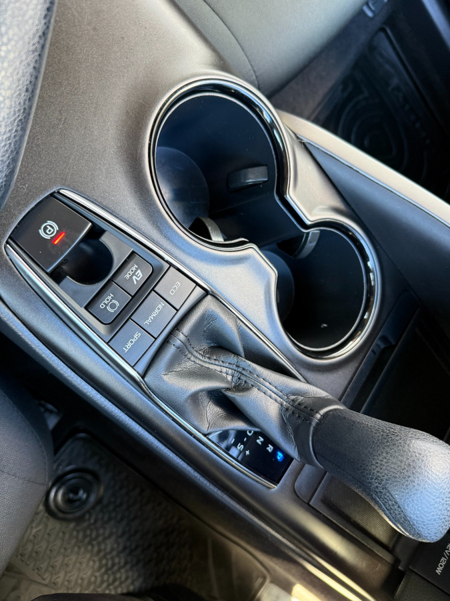 2022 Toyota Camry Hybrid AXVH70R Ascent Sedan Image 15