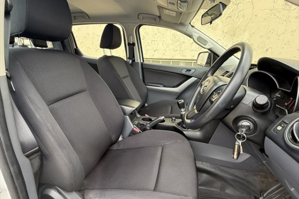 2018 Mazda BT-50 UR XT Cab Chassis Image 9