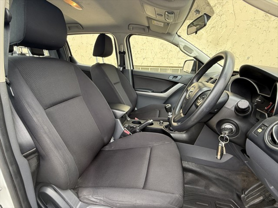 2018 Mazda BT-50 UR XT Cab Chassis Image 9