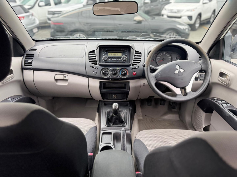 2011 Mitsubishi Triton MN GLX Ute Image 15