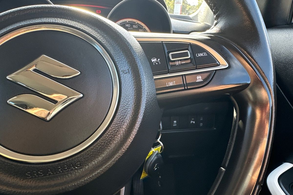 2023 Suzuki Swift AZ Series II GL Hatch Image 14