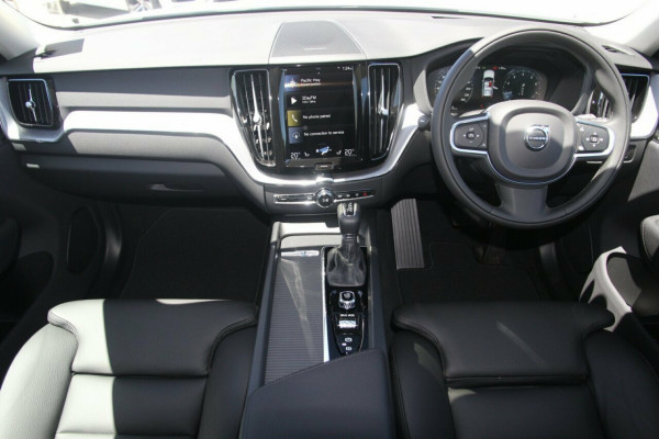 2020 MYon Volvo XC90 L Series T6 Momentum Suv Image 5