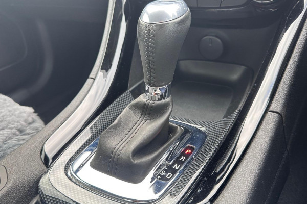 2015 Holden Ute VF SV6 Ute Image 25
