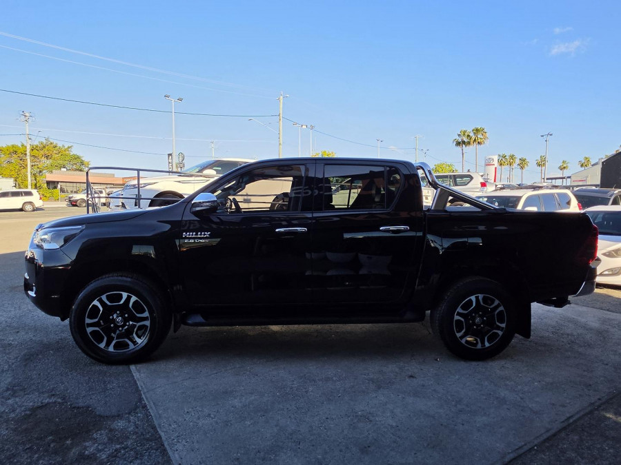2023 Toyota HiLux GUN126R SR5 Ute Image 10