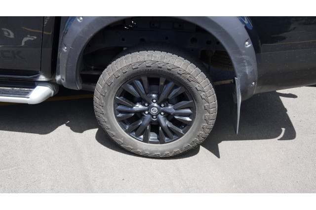 2018 Nissan Navara D23 SERIES III MY18 ST 4X4 BLACK EDITION Ute Image 6