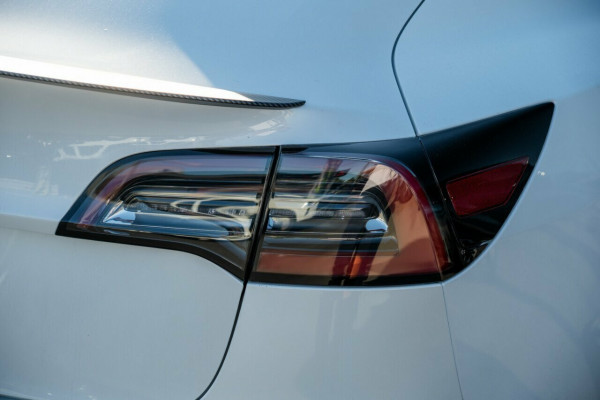 2021 Tesla Model 3  Standard Range Plus Sedan Image 7