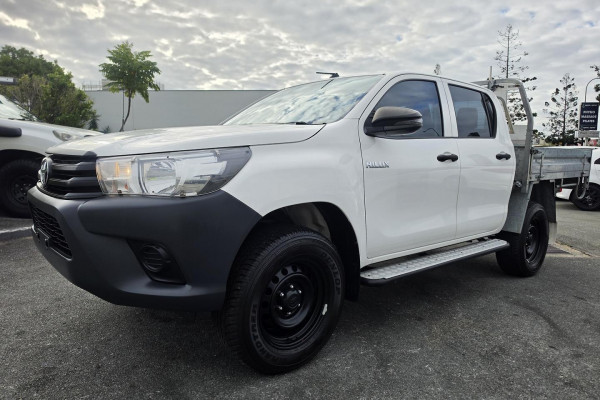 2018 Toyota HiLux GUN125R WorkMate Cab Chassis Image 3